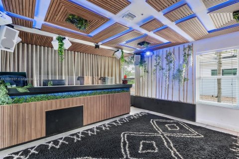 Casa en venta en Fort Lauderdale, Florida, 3 dormitorios, 231.23 m2 № 1954512 - foto 17