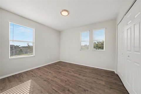 Villa ou maison à vendre à Clermont, Floride: 4 chambres, 202.16 m2 № 2427504 - photo 10