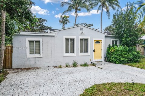 Casa en Miami, Florida 3 dormitorios, 111.2 m2 № 2011559