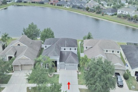 House in Riverview, Florida 4 bedrooms, 320.79 sq.m. № 2121970 - photo 2