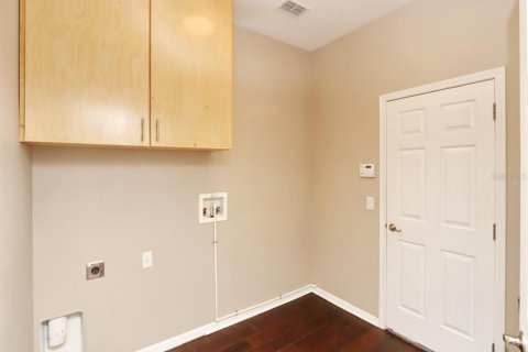 House in Riverview, Florida 4 bedrooms, 320.79 sq.m. № 2121970 - photo 26