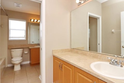 House in Riverview, Florida 4 bedrooms, 320.79 sq.m. № 2121970 - photo 14