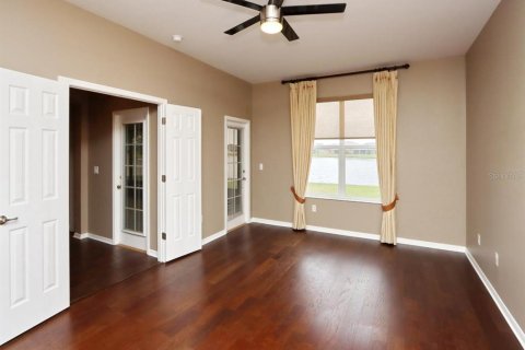 House in Riverview, Florida 4 bedrooms, 320.79 sq.m. № 2121970 - photo 5