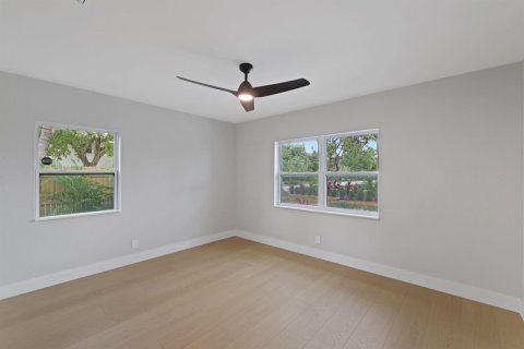 Villa ou maison à vendre à Delray Beach, Floride: 4 chambres, 182.46 m2 № 2085186 - photo 18