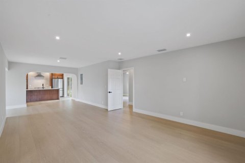 Villa ou maison à vendre à Delray Beach, Floride: 4 chambres, 182.46 m2 № 2085186 - photo 12