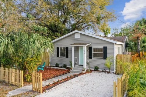 Casa en Tampa, Florida 3 dormitorios, 91.79 m2 № 2410001