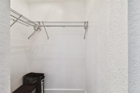 Casa en venta en Tampa, Florida, 3 dormitorios, 91.79 m2 № 2410001 - foto 19