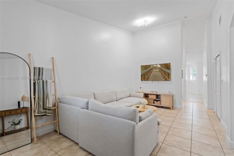 Condo in Homestead, Florida, 3 bedrooms  № 1991881 - photo 1