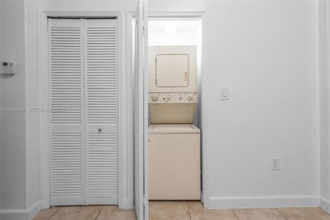 Condo in Homestead, Florida, 3 bedrooms  № 1991881 - photo 14