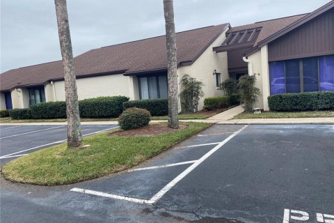 Condo in Orange City, Florida, 2 bedrooms  № 1775085 - photo 1