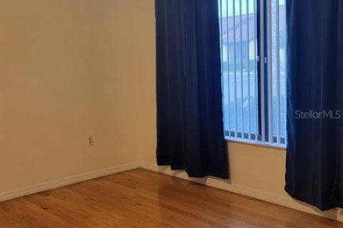 Condo in Orange City, Florida, 2 bedrooms  № 1775085 - photo 9