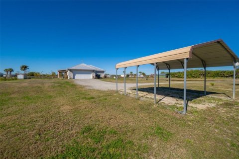 Casa en venta en Mims, Florida, 4 dormitorios, 205.13 m2 № 2143748 - foto 28