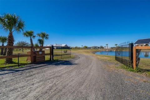 Casa en venta en Mims, Florida, 4 dormitorios, 205.13 m2 № 2143748 - foto 20