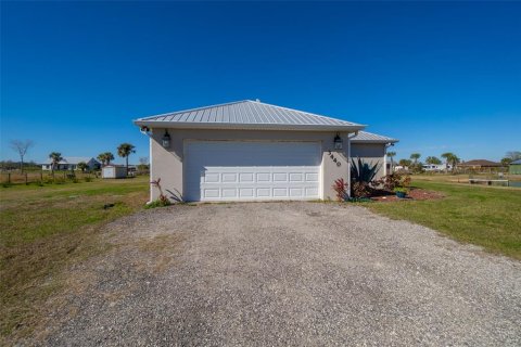 Casa en venta en Mims, Florida, 4 dormitorios, 205.13 m2 № 2143748 - foto 29