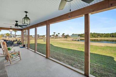 Casa en venta en Mims, Florida, 4 dormitorios, 205.13 m2 № 2143748 - foto 17