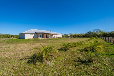 Casa en venta en Mims, Florida, 4 dormitorios, 205.13 m2 № 2143748 - foto 23