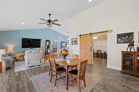 Casa en venta en Mims, Florida, 4 dormitorios, 205.13 m2 № 2143748 - foto 7