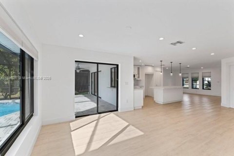 Casa en venta en Cape Coral, Florida, 3 dormitorios, 150.13 m2 № 1949145 - foto 26