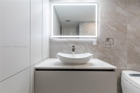 Condominio en venta en Hollywood, Florida, 2 dormitorios, 99.41 m2 № 2241533 - foto 24