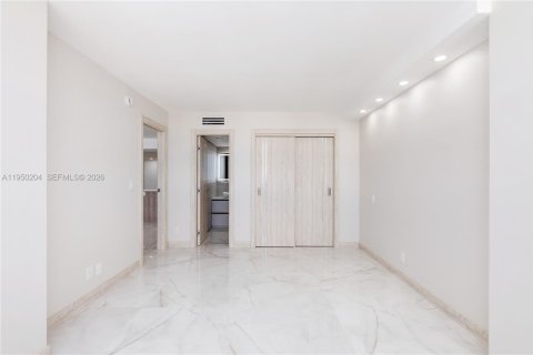 Condominio en venta en Hollywood, Florida, 2 dormitorios, 99.41 m2 № 2241533 - foto 23