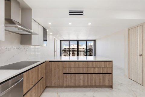 Condominio en venta en Hollywood, Florida, 2 dormitorios, 99.41 m2 № 2241533 - foto 2