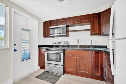 Copropriété à louer à Pompano Beach, Floride: 2 chambres, 102.19 m2 № 2085923 - photo 6