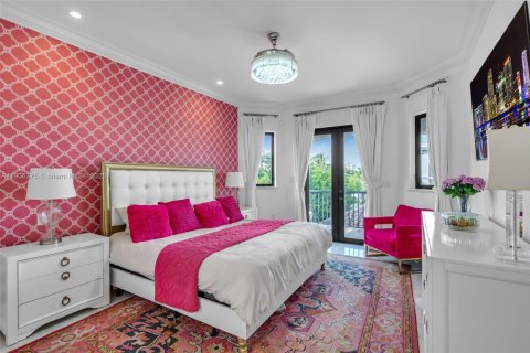 Villa ou maison à vendre à North Miami, Floride: 5 chambres, 456.99 m2 № 1956724 - photo 29