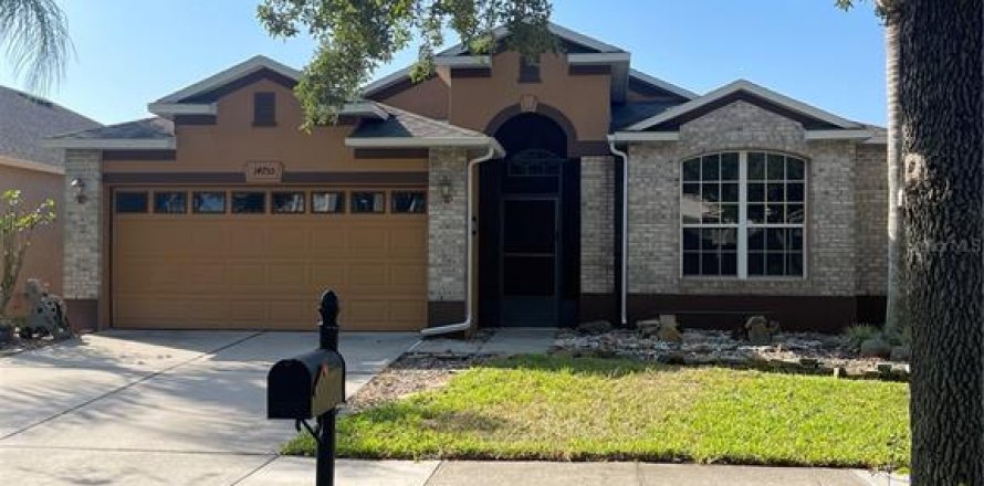 House in Winter Garden, Florida 4 bedrooms, 209.77 sq.m. № 2102303