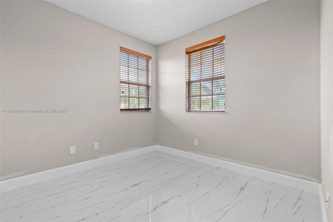 Adosado en alquiler en Homestead, Florida, 4 dormitorios, 146.79 m2 № 1946236 - foto 26