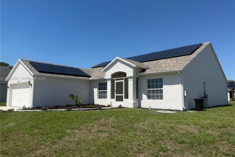 House in Port St. Lucie, Florida 4 bedrooms, 193.05 sq.m. № 2047733