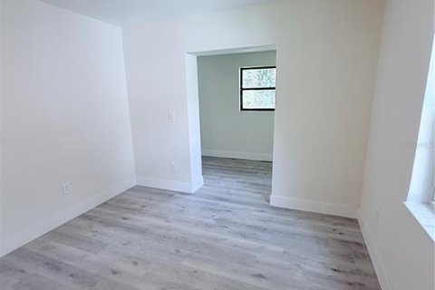 Villa ou maison à vendre à Tampa, Floride: 3 chambres, 211.35 m2 № 2318382 - photo 25