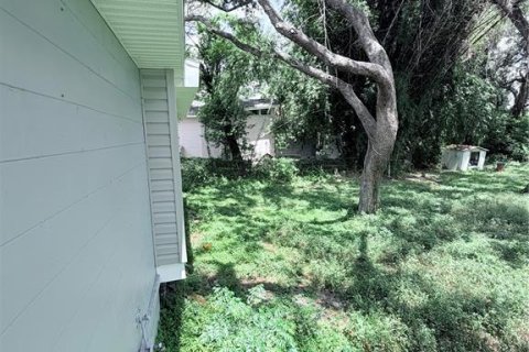 Villa ou maison à vendre à Tampa, Floride: 3 chambres, 211.35 m2 № 2318382 - photo 17
