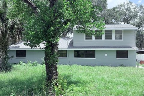 Villa ou maison à vendre à Tampa, Floride: 3 chambres, 211.35 m2 № 2318382 - photo 28