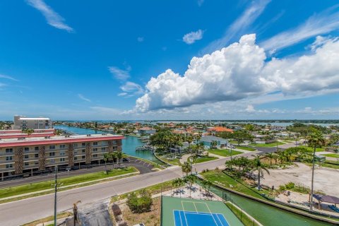 Condominio en venta en Clearwater, Florida, 2 dormitorios, 89.74 m2 № 1787314 - foto 16