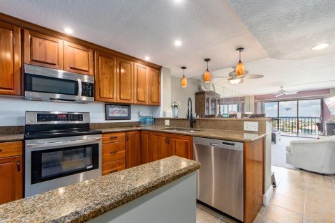 Condominio en venta en Clearwater, Florida, 2 dormitorios, 89.74 m2 № 1787314 - foto 8