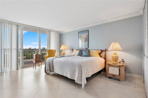 Купить кондоминиум в Форт-Лодердейл, Флорида 2 спальни, 134.71м2, № 2010736 - фото 8