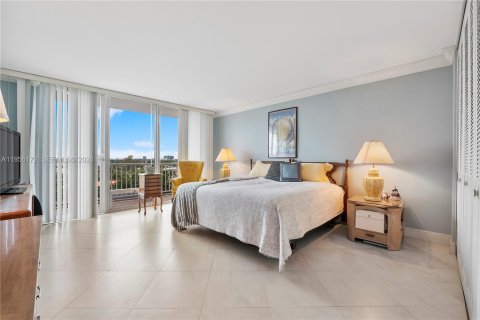 Купить кондоминиум в Форт-Лодердейл, Флорида 2 спальни, 134.71м2, № 2010736 - фото 24