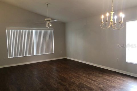 Casa en alquiler en Kissimmee, Florida, 4 dormitorios, 180.32 m2 № 1831506 - foto 2