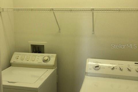 Casa en alquiler en Kissimmee, Florida, 4 dormitorios, 180.32 m2 № 1831506 - foto 13