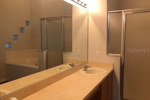 Casa en alquiler en Kissimmee, Florida, 4 dormitorios, 180.32 m2 № 1831506 - foto 10