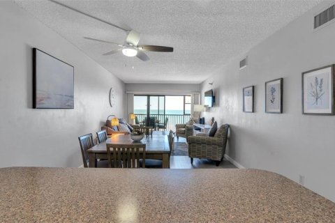 Condominio en venta en Madeira Beach, Florida, 3 dormitorios, 104.98 m2 № 1657529 - foto 14