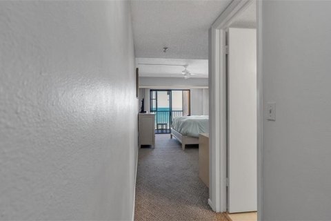 Condominio en venta en Madeira Beach, Florida, 3 dormitorios, 104.98 m2 № 1657529 - foto 20