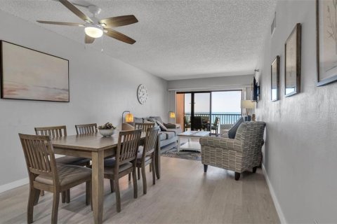 Condominio en venta en Madeira Beach, Florida, 3 dormitorios, 104.98 m2 № 1657529 - foto 11
