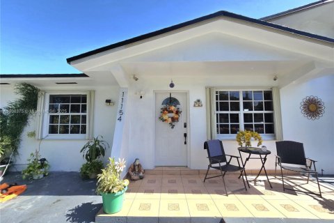 Commercial property in Sweetwater, Florida 223.89 sq.m. № 1965244 - photo 7