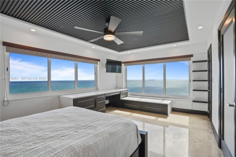 Condo in Fort Lauderdale, Florida, 2 bedrooms  № 2045217 - photo 11