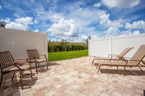 Townhouse in Kissimmee, Florida 4 bedrooms, 152.08 sq.m. № 2150605 - photo 5