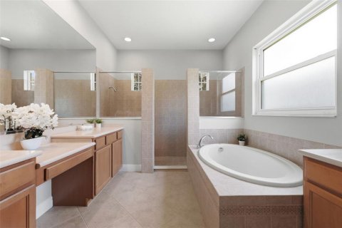 Casa en venta en Oviedo, Florida, 4 dormitorios, 237.74 m2 № 2230966 - foto 12