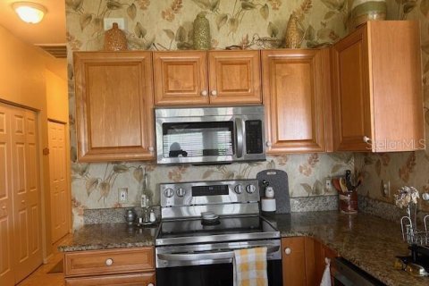 House in Punta Gorda, Florida 2 bedrooms, 127.09 sq.m. № 1908742 - photo 14