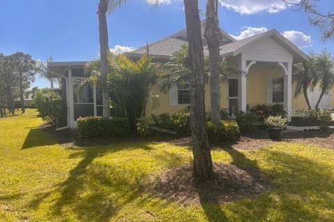 House in Punta Gorda, Florida 2 bedrooms, 127.09 sq.m. № 1908742 - photo 2