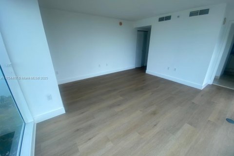 Copropriété à vendre à Miami, Floride: 2 chambres, 127 m2 № 1985285 - photo 8